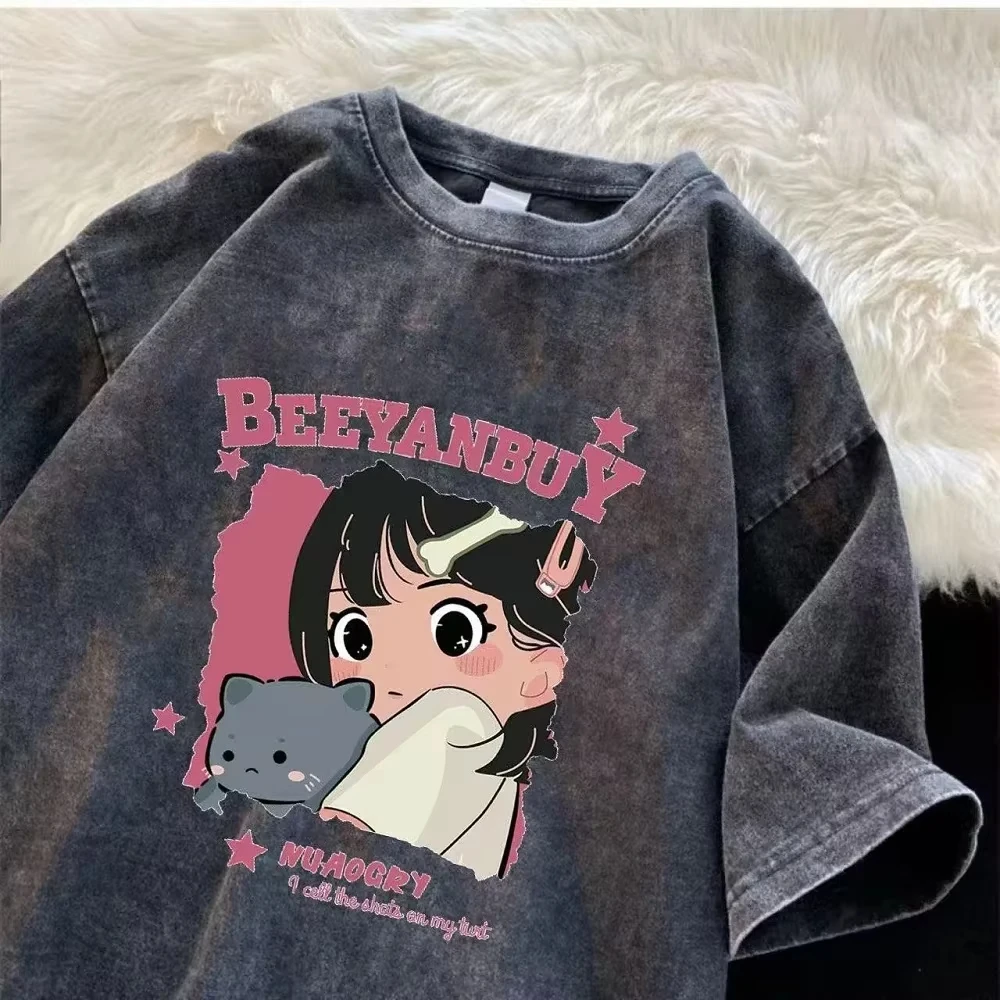 Street Fashion Trends 2025 - 2025 Camiseta vintage con lavado con