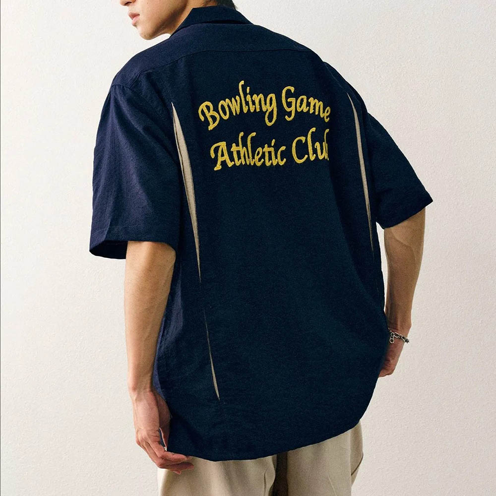 Street Fashion Trends 2025 - Camisa de manga corta bordada para
