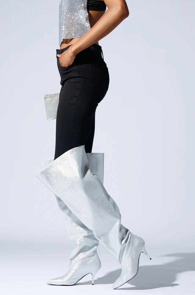 Botas hasta la rodilla de cris - Street Fashion Rome 2026 reseña y precio