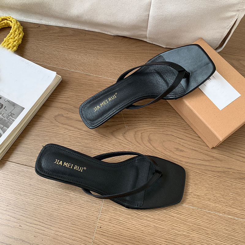 Novedades de verano, chanclas  - Street Fashion Female reseña y precio