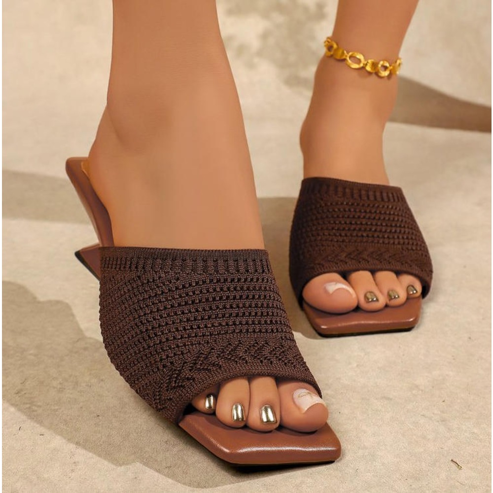 Pantuflas de Mujer 2026, Pantu - Street Fashion Rome 2026 reseña y precio
