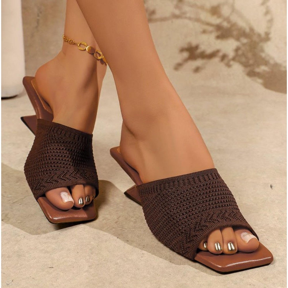Pantuflas de Mujer 2026, Pantu - Street Fashion Rome 2026 reseña y precio