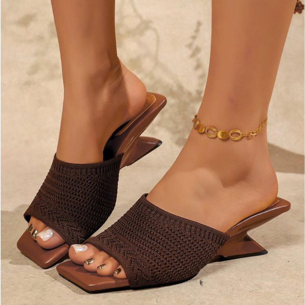Pantuflas de Mujer 2026, Pantu - Street Fashion Rome 2026 reseña y precio