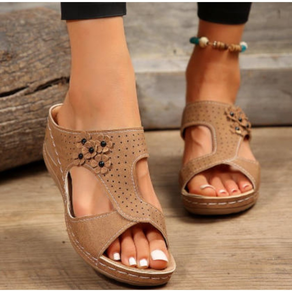 Sandalias de cuña retro con fl - Street Fashion Rome 2026 reseña y precio