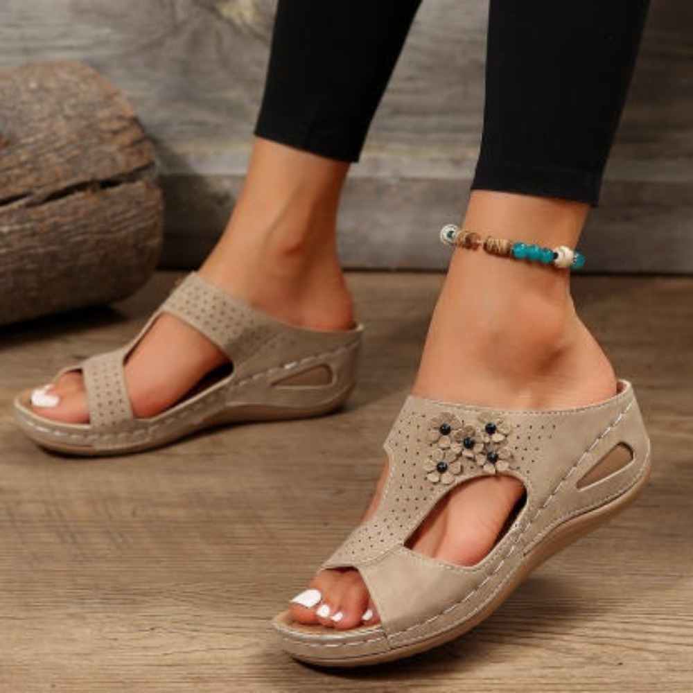Sandalias de cuña retro con fl - Street Fashion Rome 2026 reseña y precio