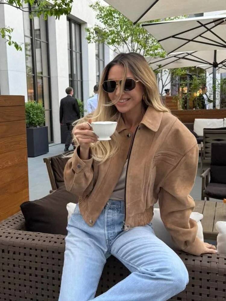 Chaqueta Corta de Gamuza Marró - Street Fashion Taiwan reseña y precio