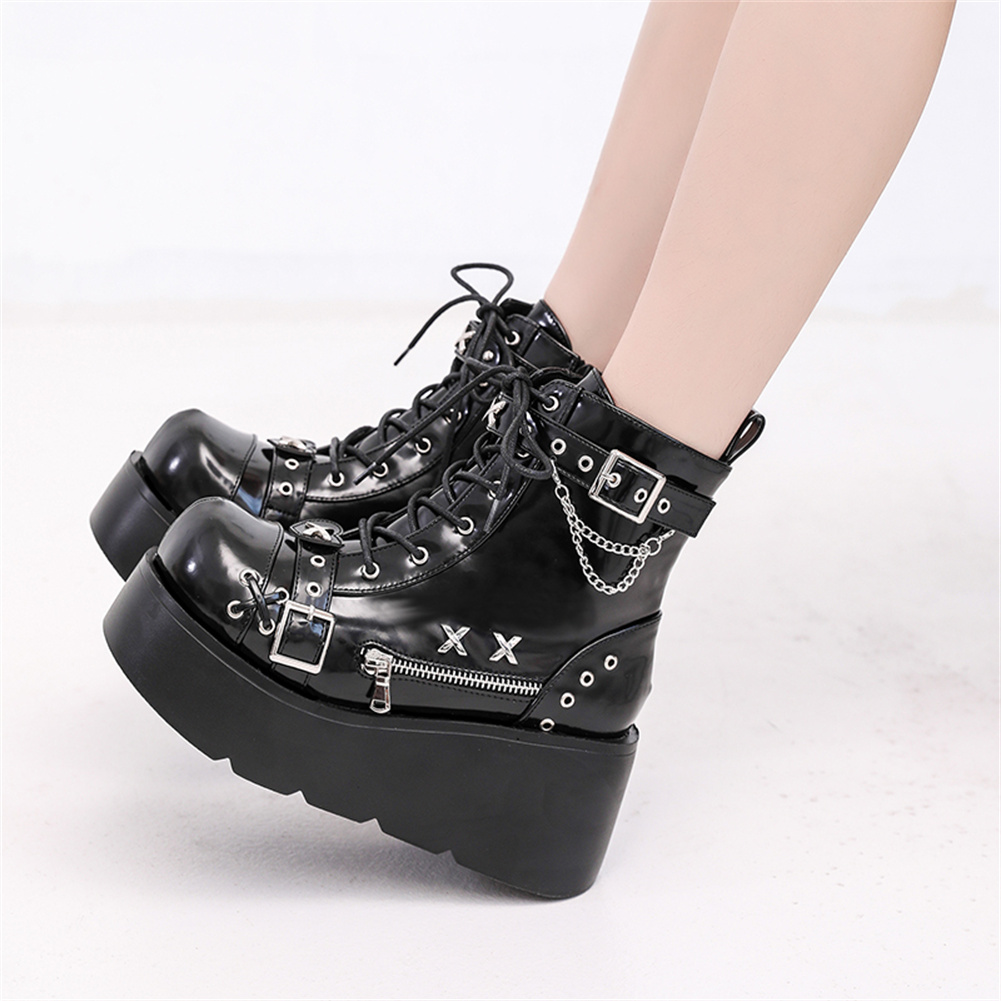 Nuevos botines góticos con pla - Street Fashion Female reseña y precio